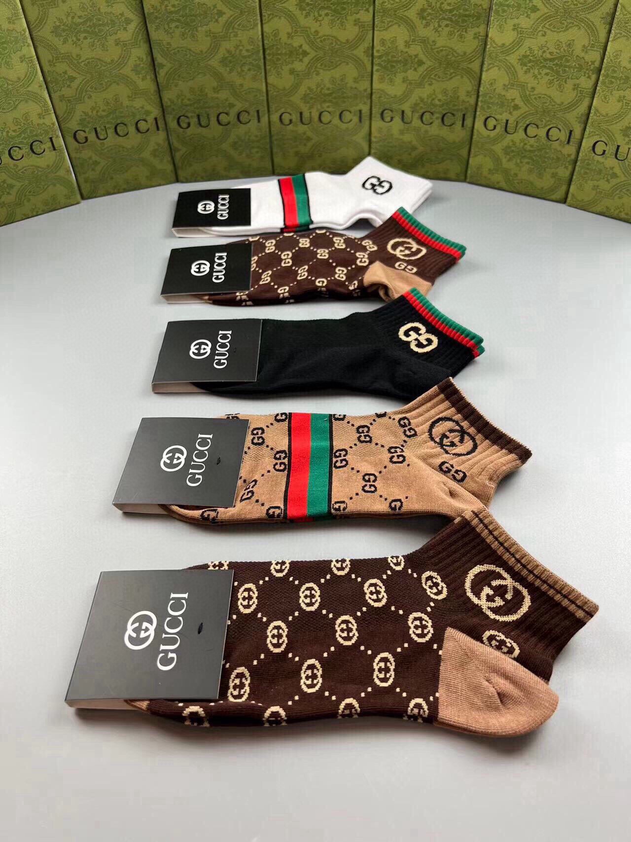 🆕Gucci · 古奇❗️G家新品短袜❗️【一盒五双】提花经典标志，超级nice，实物超漂亮，超火爆小单