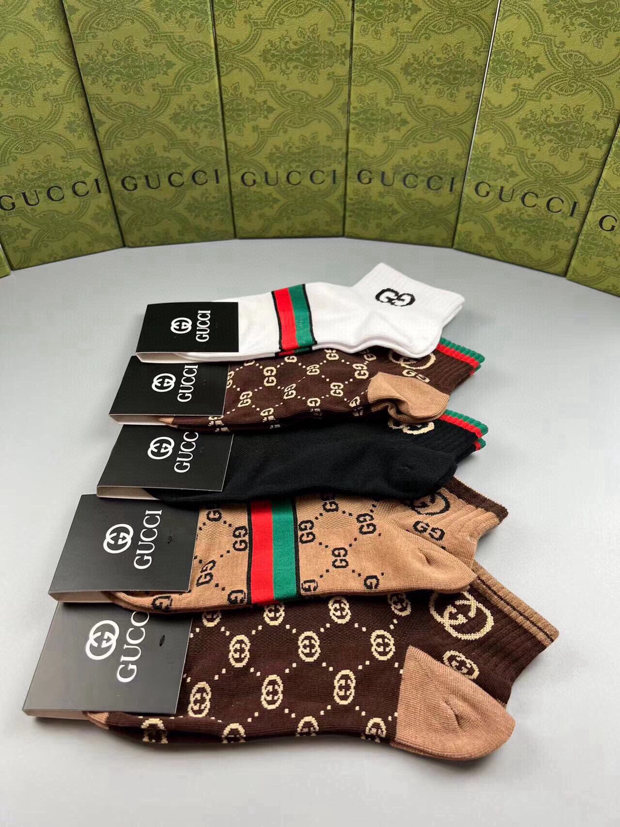 🆕Gucci · 古奇❗️G家新品短袜❗️【一盒五双】提花经典标志，超级nice，实物超漂亮，超火爆小单