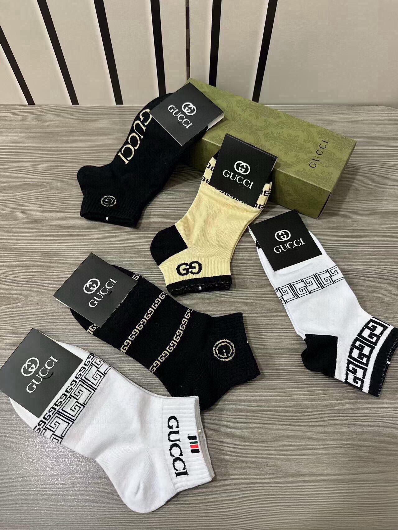 🆕Gucci · 古奇❗️G家新品短袜❗️【一盒五双】提花经典标志，超级nice，实物超漂亮，超火爆小单