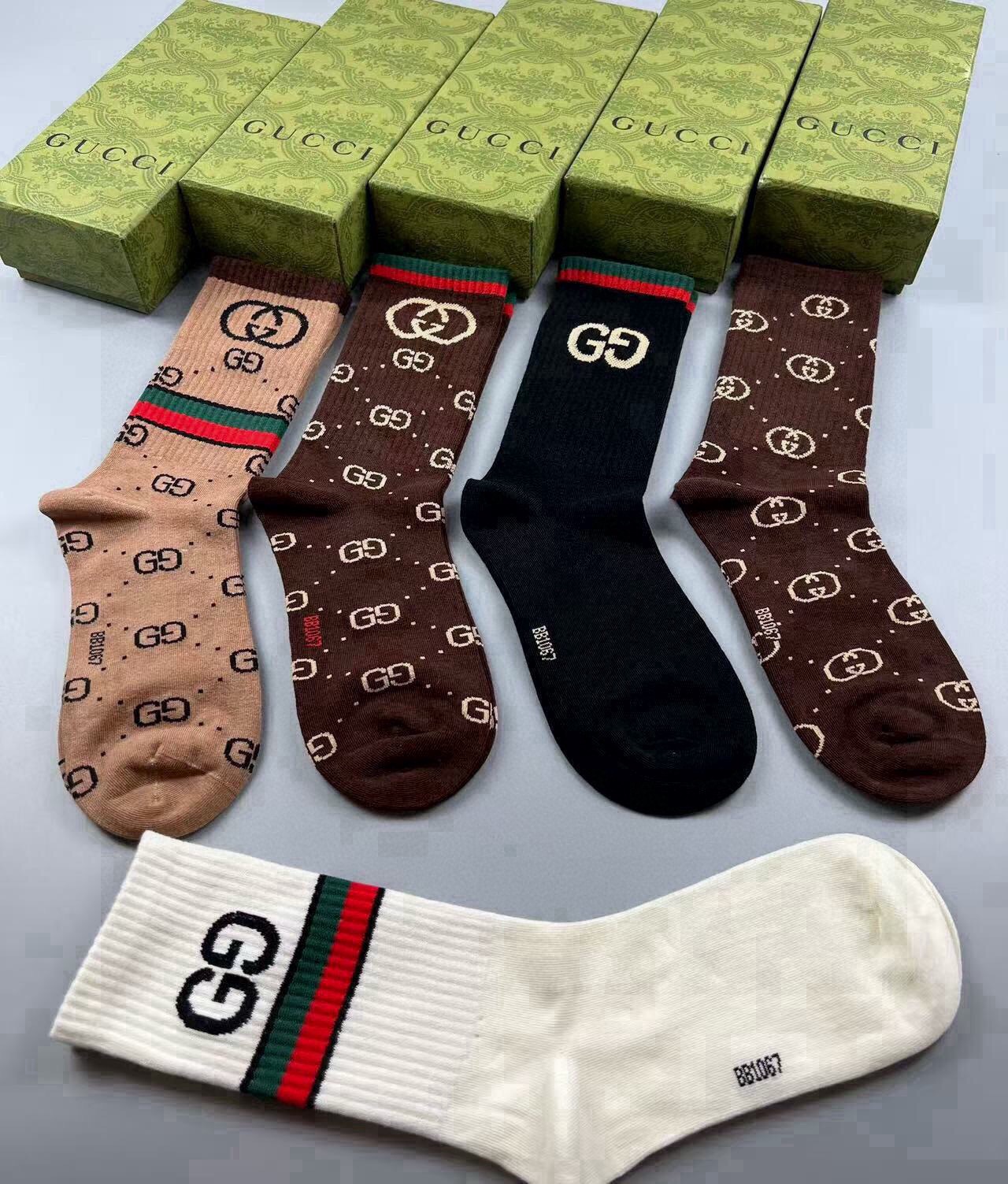 🆕Gucci · 古奇❗️大G家新品高筒袜子❗️【一盒五双】经典双G标志特显高大上，纯棉材质，透气舒适，