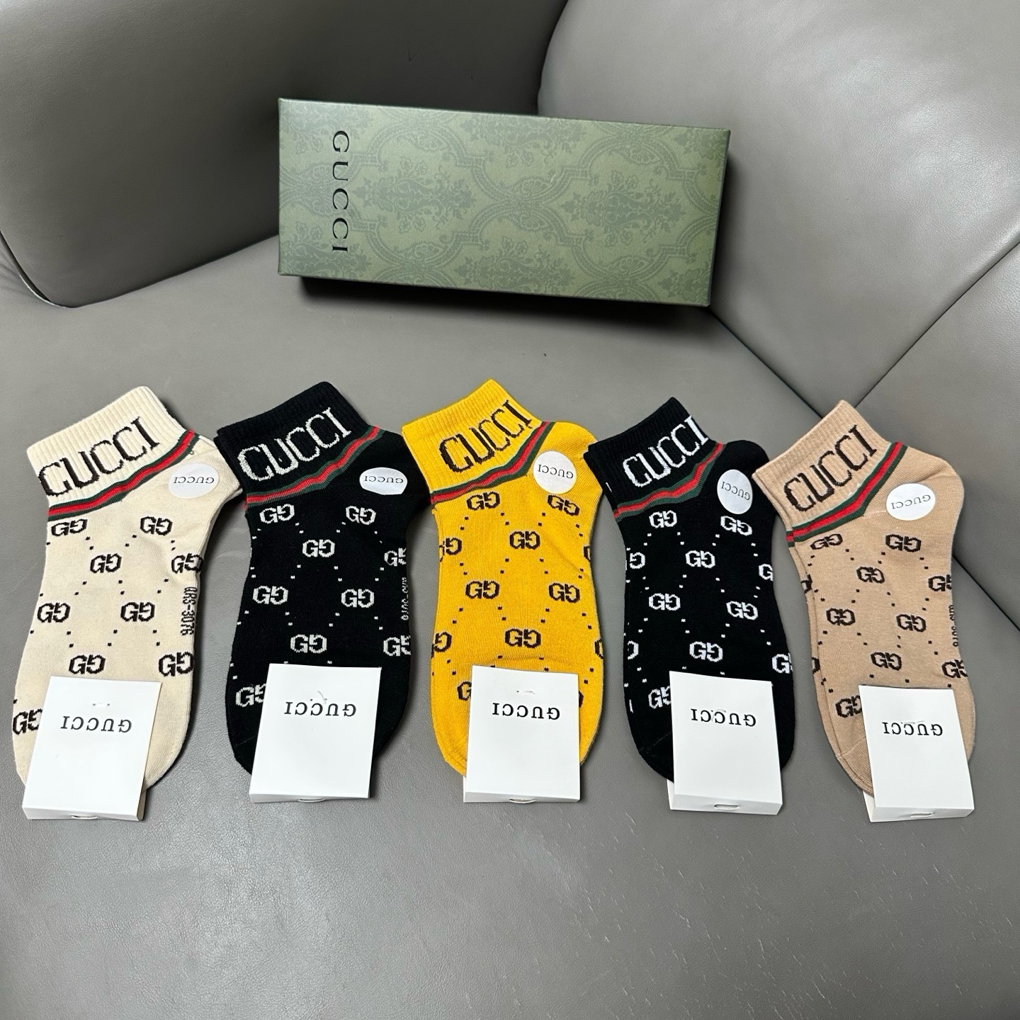 🆕Gucci · 古奇❗️G家新品船袜❗️【一盒五双】提花经典标志，超级nice，实物超漂亮，超火爆小单