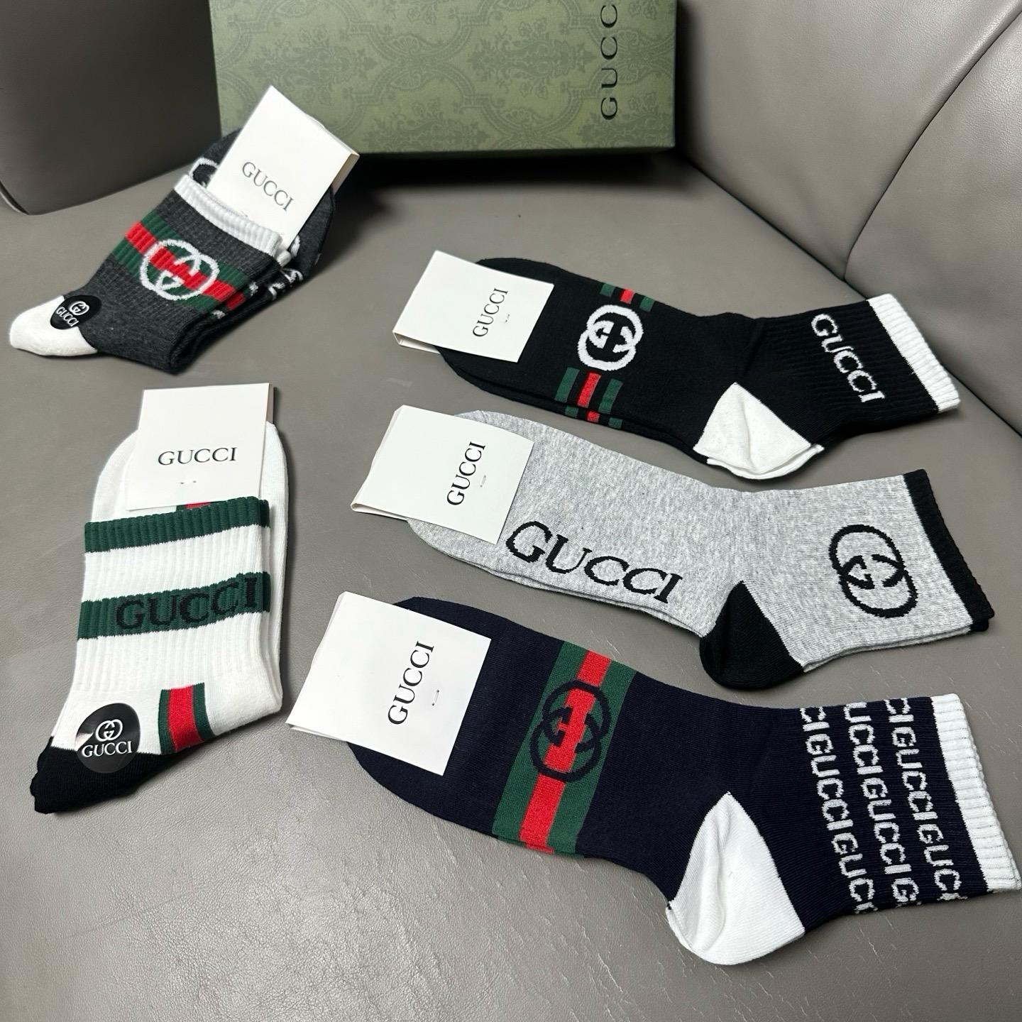 🆕Gucci · 古奇❗️G家新品袜子❗️【一盒五双】提花经典双G标志，超级nice，实物超漂亮，超火爆