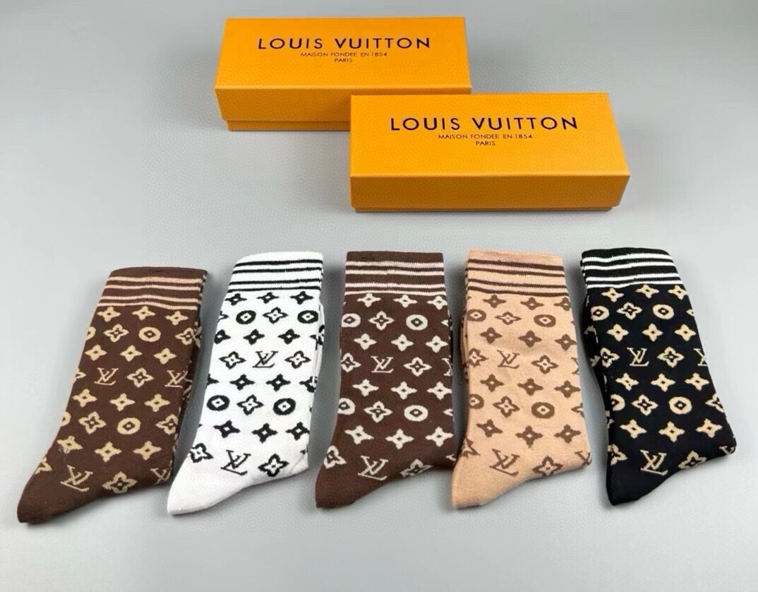 🆕Louis Vuitton · 路易威登❗️驴家新品高筒袜子❗️【一盒五双】纯棉材质，提花经典标志，柔软舒适透气，提花
