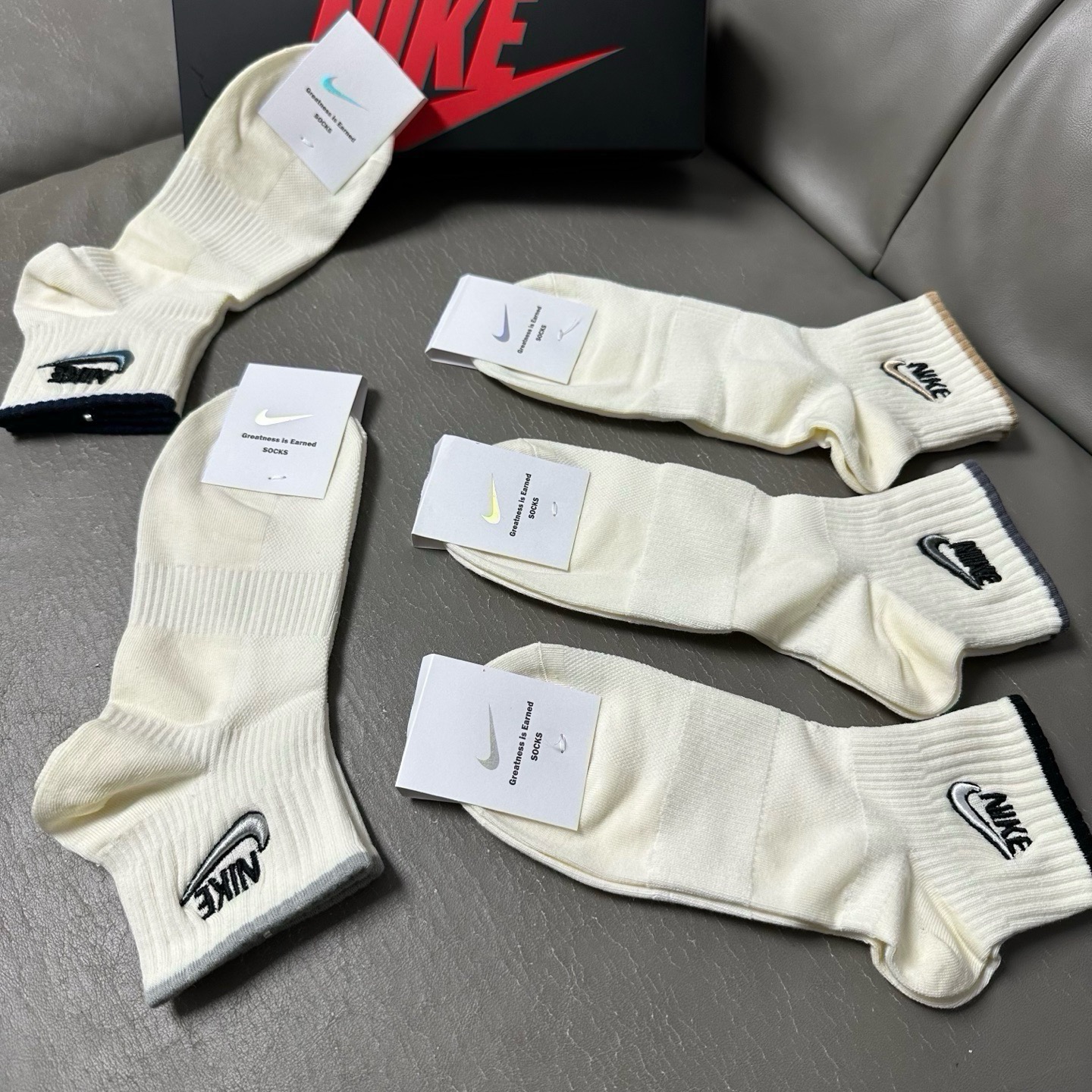 🆕【☑️NIKE · 耐克】❗️JUST DOIT. ☑️logo超级nice❗️火爆全网，绝对是你这个春夏的搭配神器❗
