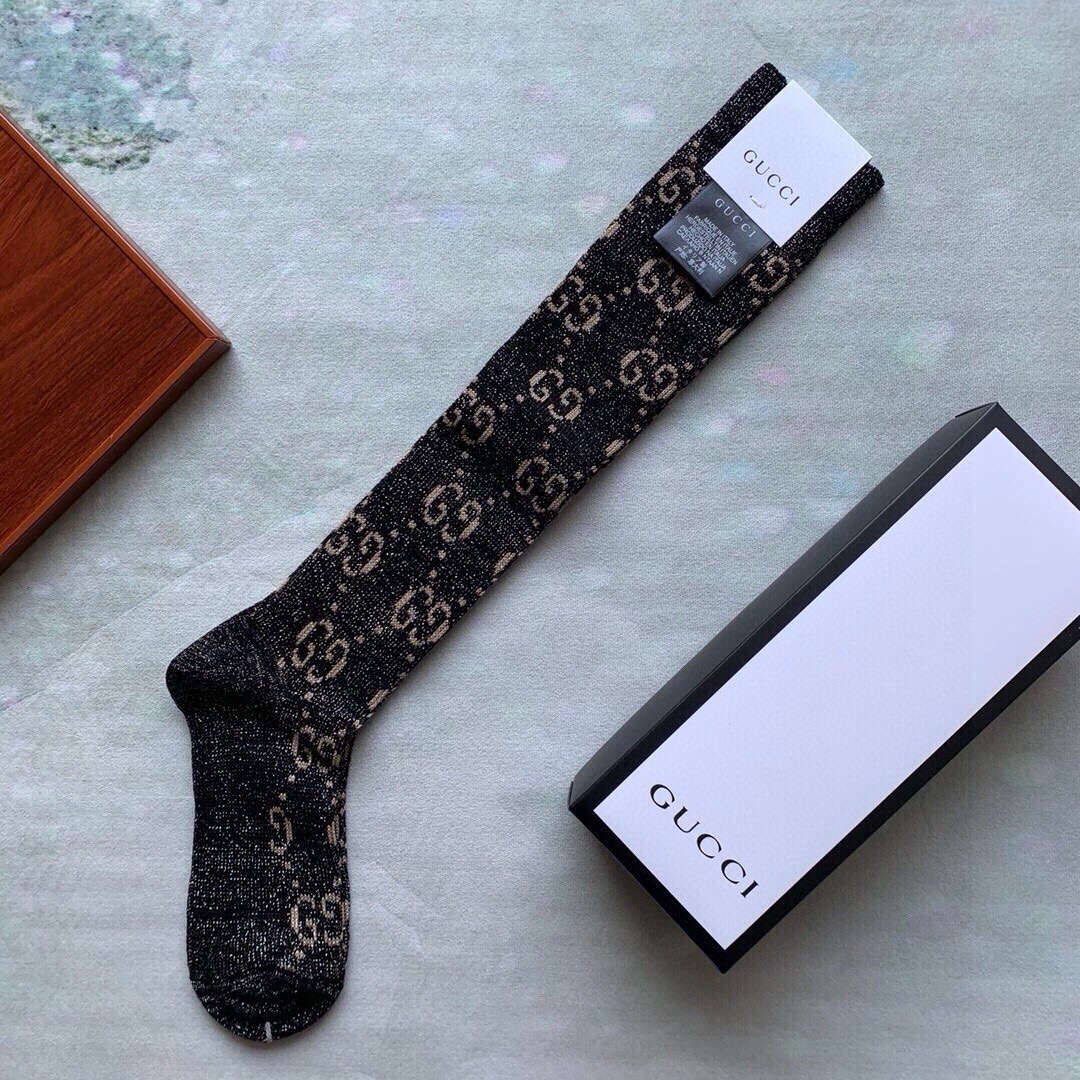 🆕Gucci · 古奇❗️G家经典长款小腿袜❗️【一盒一双】G家专柜一直在售的经典款，外贸订单全品相尾货❗️双针双路纯棉