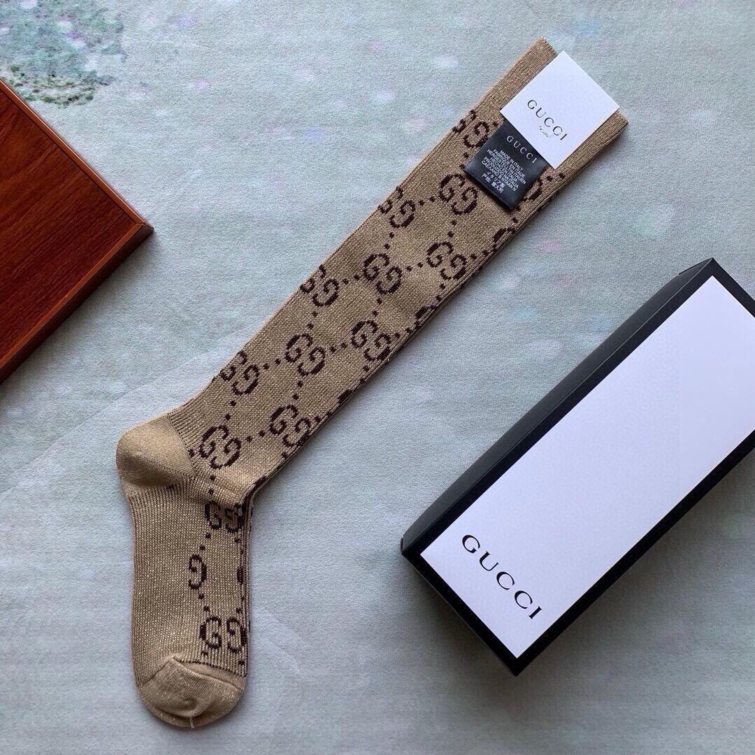 🆕Gucci · 古奇❗️G家经典长款小腿袜❗️【一盒一双】G家专柜一直在售的经典款，外贸订单全品相尾货❗️双针双路纯棉