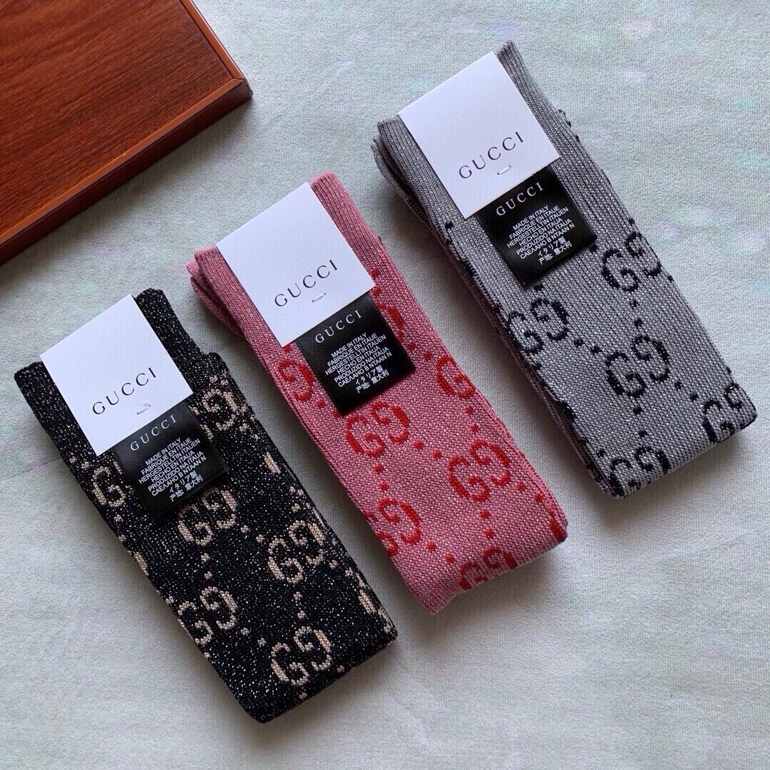 🆕Gucci · 古奇❗️G家经典长款小腿袜❗️【一盒一双】G家专柜一直在售的经典款，外贸订单全品相尾货❗️双针双路纯棉