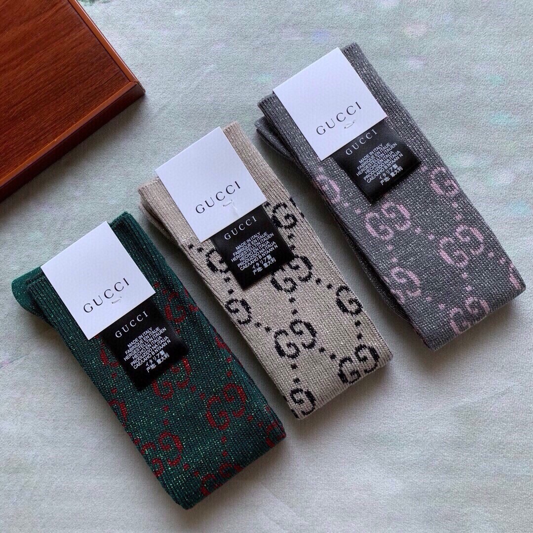 🆕Gucci · 古奇❗️G家经典长款小腿袜❗️【一盒一双】G家专柜一直在售的经典款，外贸订单全品相尾货❗️双针双路纯棉