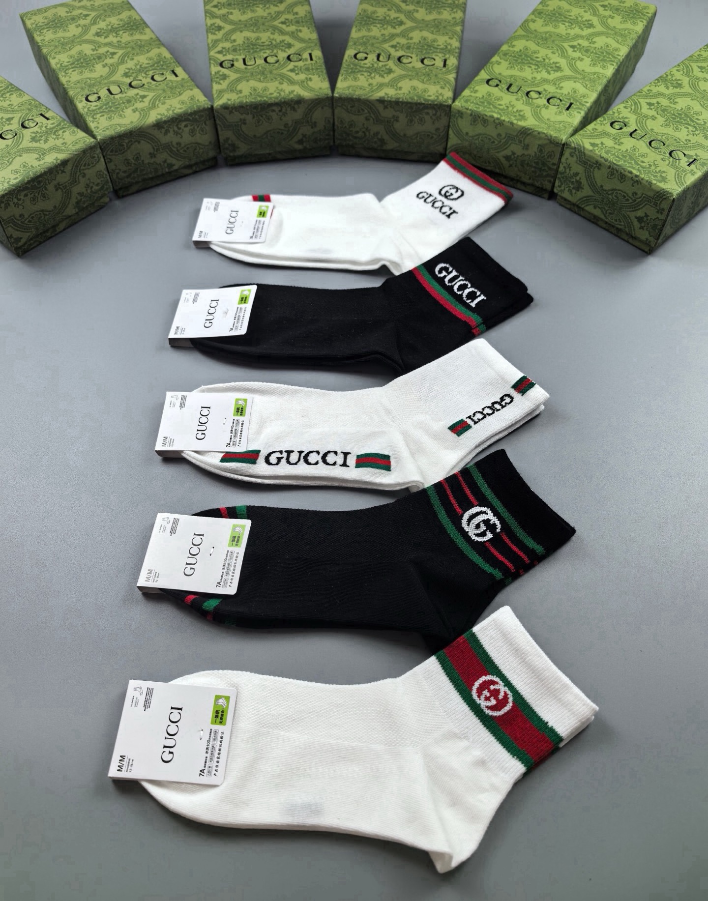 🆕Gucci · 古奇❗️G家新品袜子❗️【一盒五双】提花经典双G标志，超级nice，实物超漂亮，超火爆小单品，大牌出街