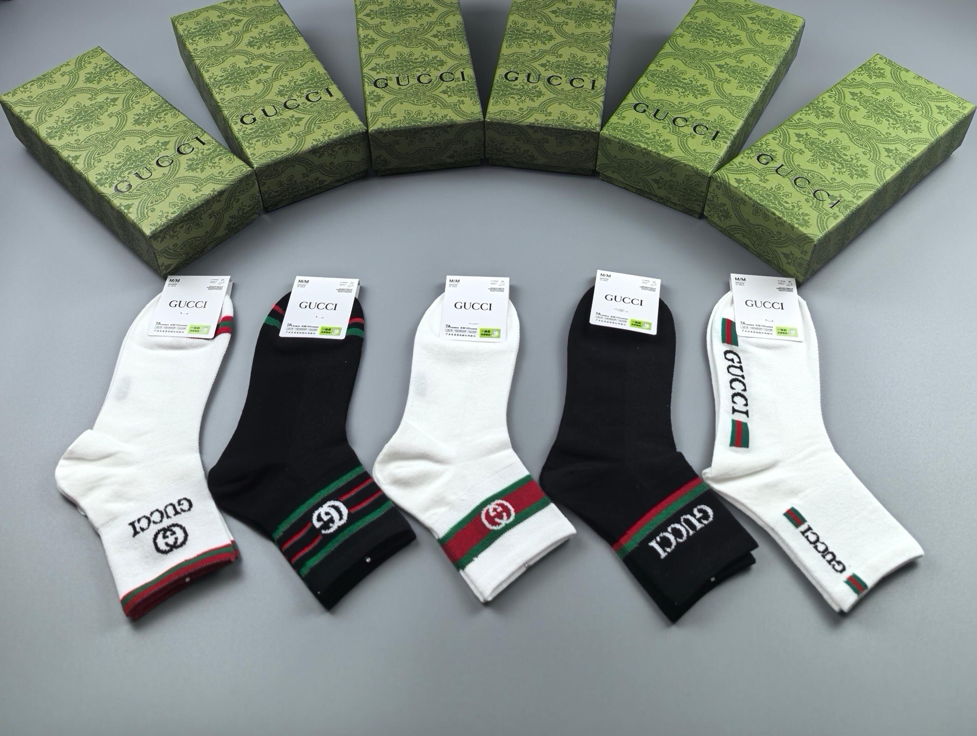 🆕Gucci · 古奇❗️G家新品袜子❗️【一盒五双】提花经典双G标志，超级nice，实物超漂亮，超火爆小单品，大牌出街