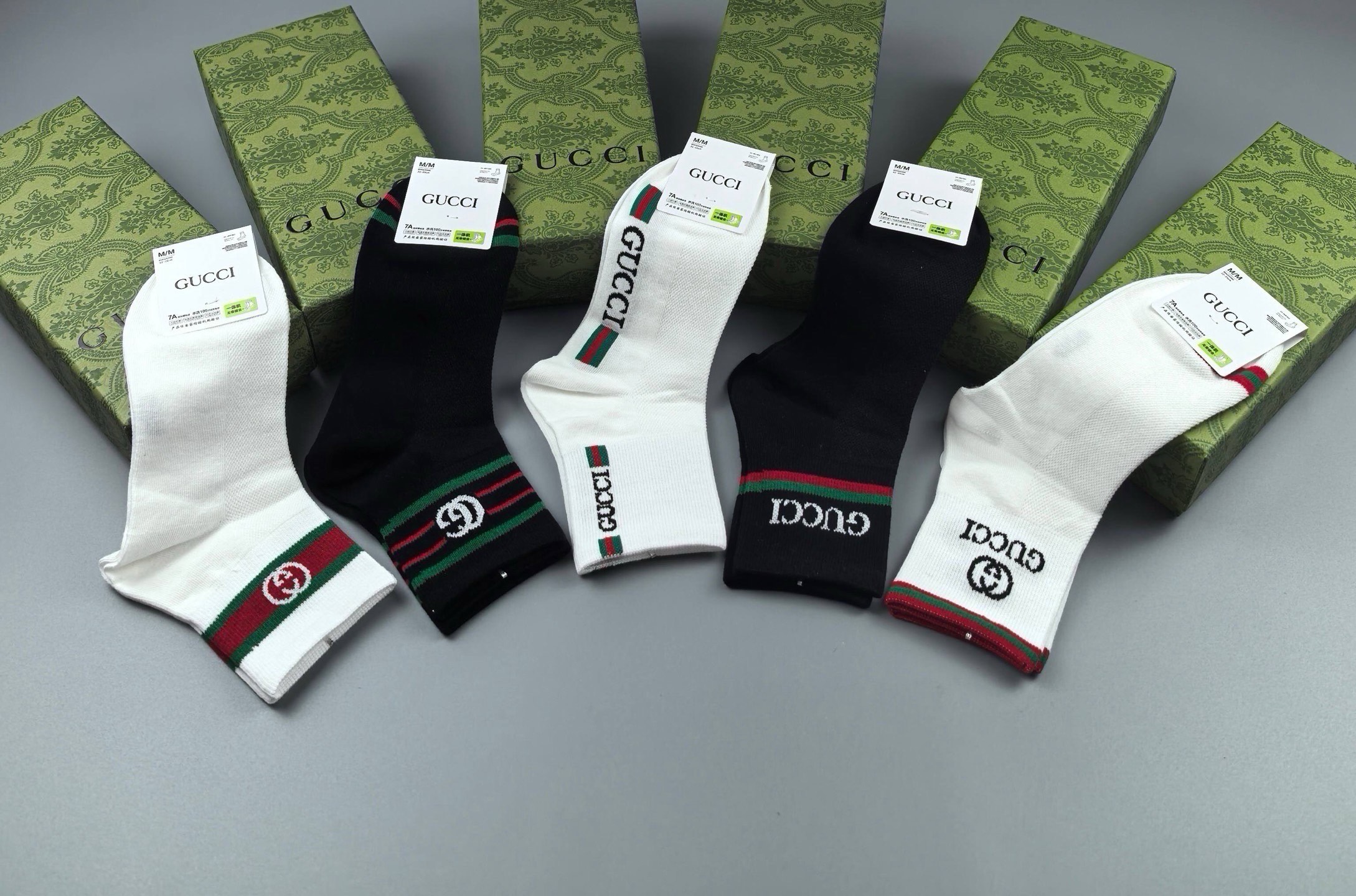🆕Gucci · 古奇❗️G家新品袜子❗️【一盒五双】提花经典双G标志，超级nice，实物超漂亮，超火爆小单品，大牌出街
