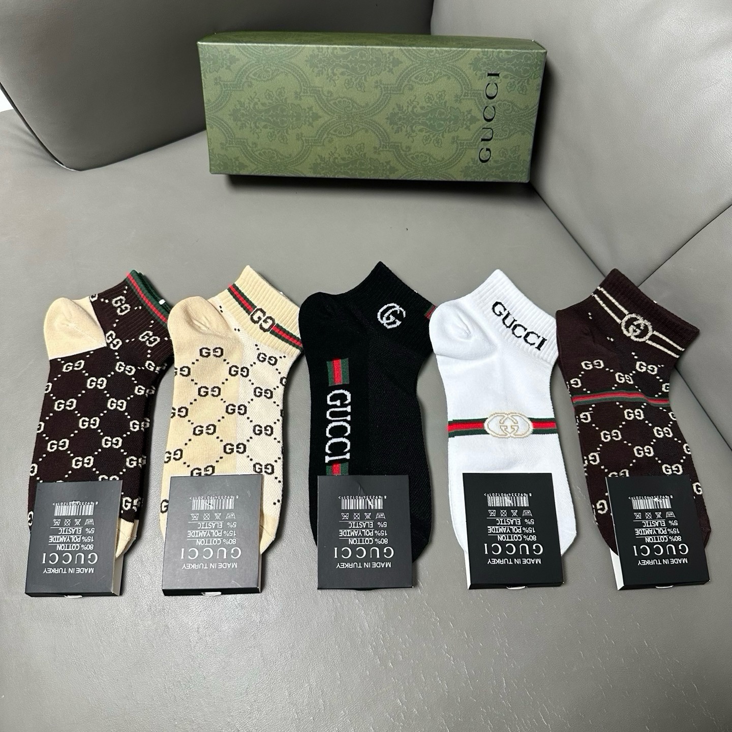 🆕Gucci · 古奇❗️G家新品袜子❗️【一盒五双】提花经典标志，超级nice，实物超漂亮，超火爆小单品，大牌出街，潮