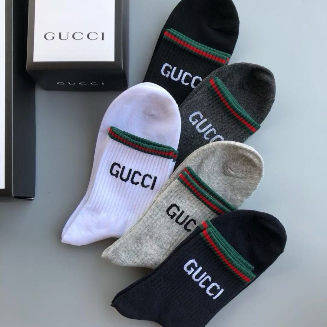 🆕Gucci · 古奇❗️大G家男款袜子❗️【一盒五双】红绿条搭配品牌全称logo，特显高大上，纯棉材质，透气舒适，运动