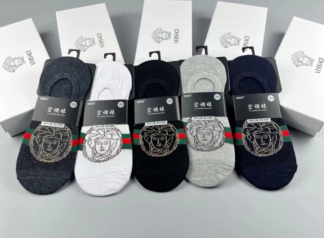 🆕Versace · 范思哲❗️新品男款隐形船袜❗️【一盒五双】纯棉材质织造，超柔软舒适，提花经典美人头标志，完全彰显该