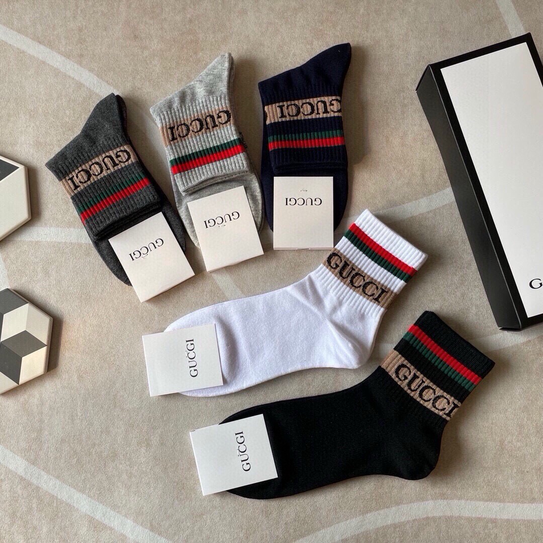 🆕Gucci · 古奇❗️大G家新品男款短筒袜子❗️【一盒五双】红绿条搭配品牌全称logo，特显高大上，纯棉材质，透气舒