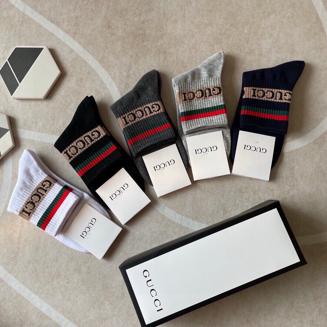 🆕Gucci · 古奇❗️大G家新品男款短筒袜子❗️【一盒五双】红绿条搭配品牌全称logo，特显高大上，纯棉材质，透气舒