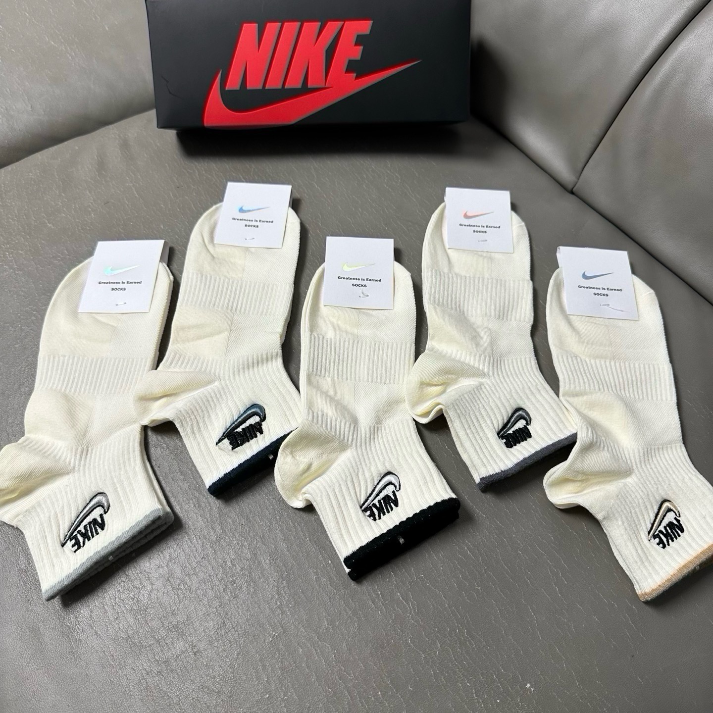🆕【☑️NIKE · 耐克】❗️JUST DOIT. ☑️logo超级nice❗️火爆全网，绝对是你这个春夏的搭配神器❗
