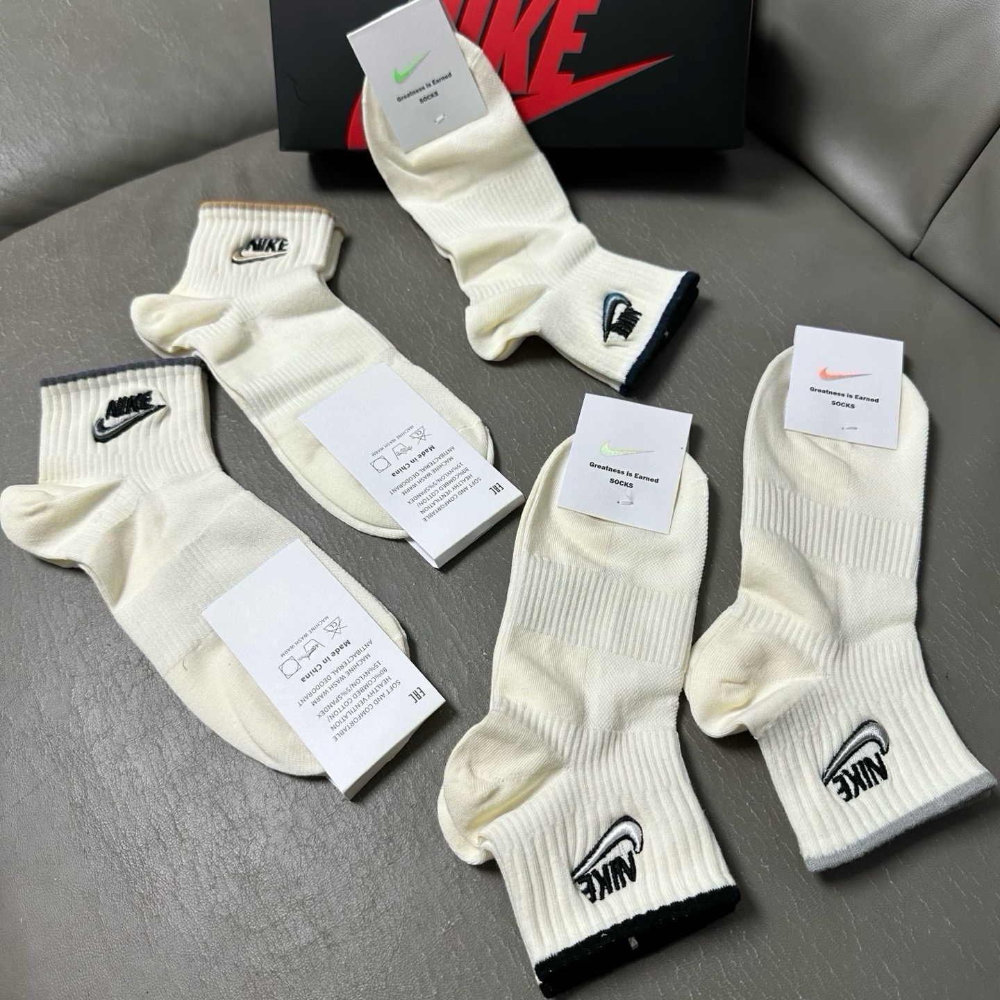 🆕【☑️NIKE · 耐克】❗️JUST DOIT. ☑️logo超级nice❗️火爆全网，绝对是你这个春夏的搭配神器❗
