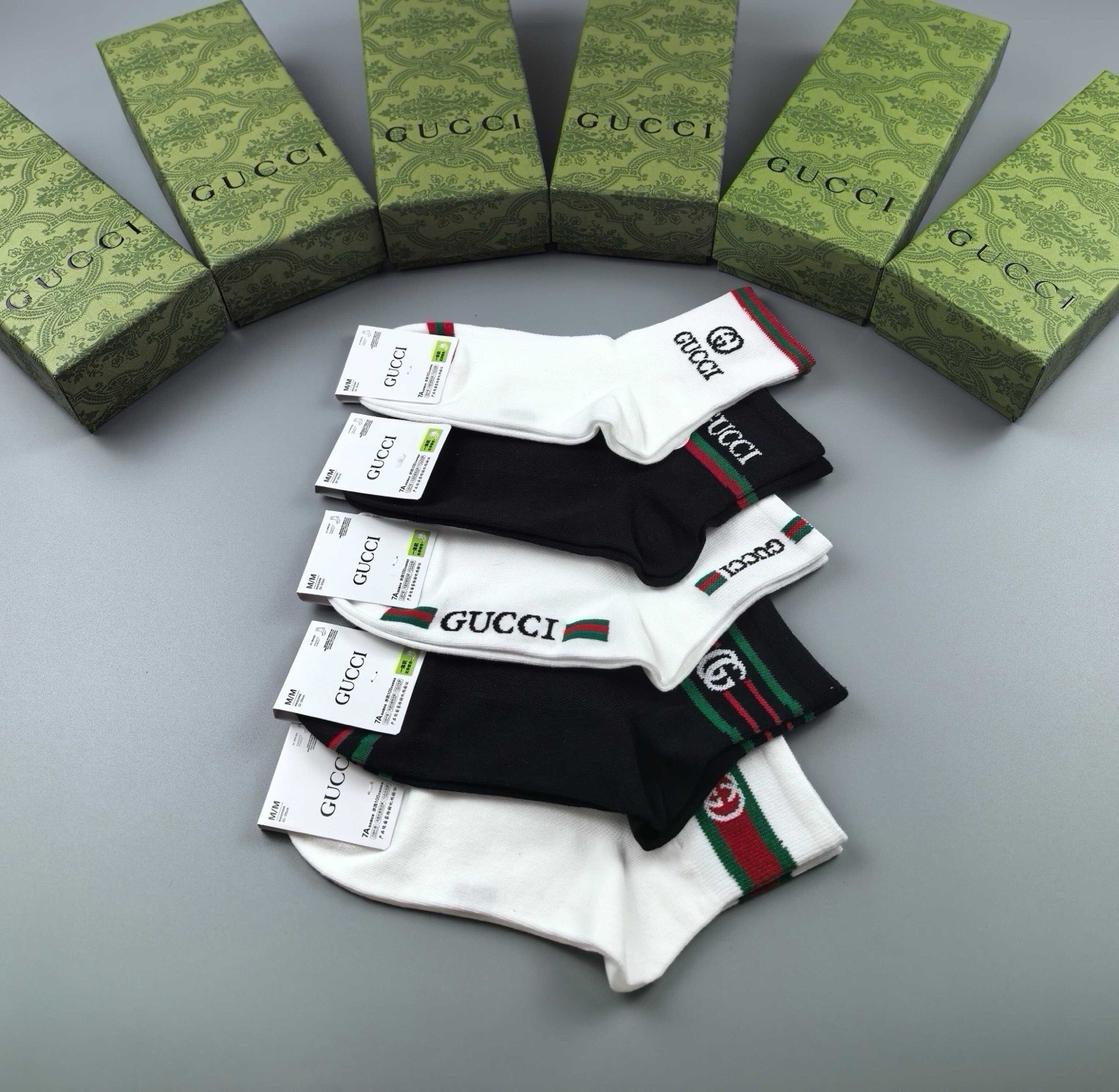 🆕Gucci · 古奇❗️G家新品袜子❗️【一盒五双】提花经典双G标志，超级nice，实物超漂亮，超火爆小单品，大牌出街