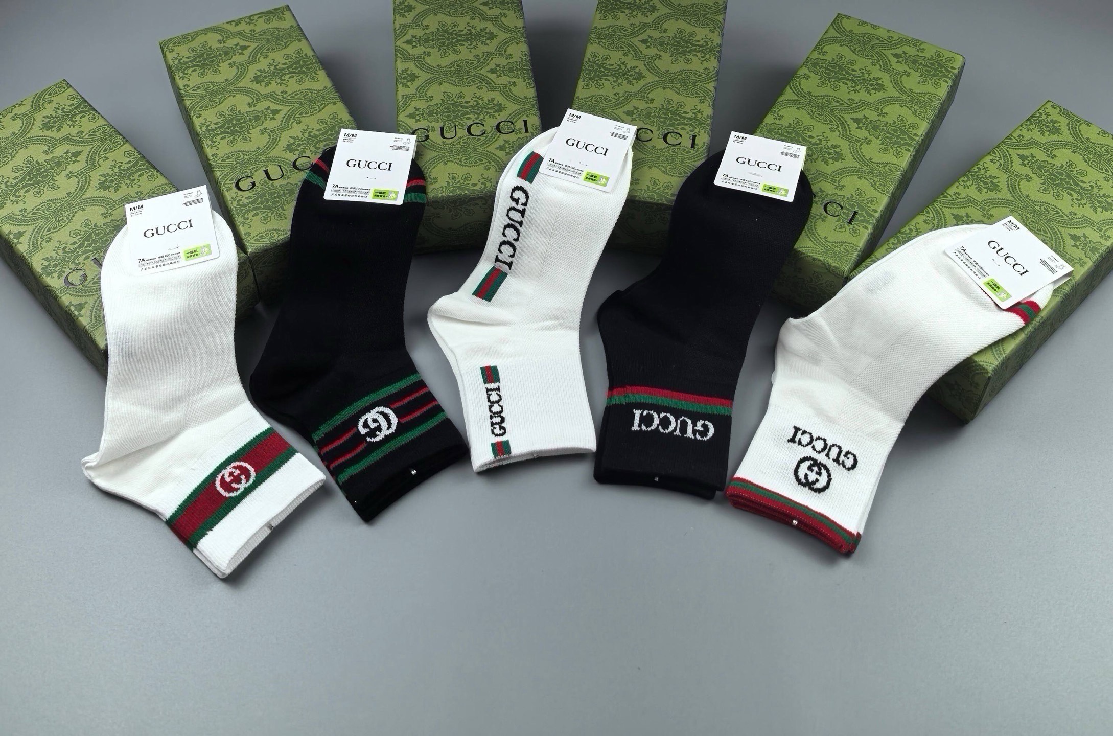 🆕Gucci · 古奇❗️G家新品袜子❗️【一盒五双】提花经典双G标志，超级nice，实物超漂亮，超火爆小单品，大牌出街
