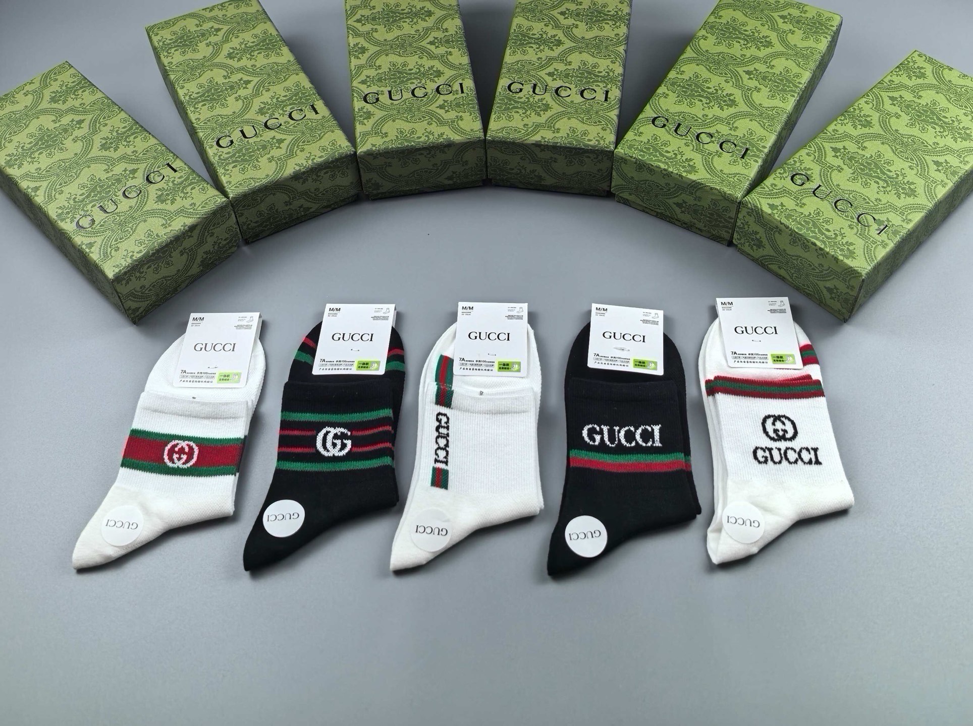 🆕Gucci · 古奇❗️G家新品袜子❗️【一盒五双】提花经典双G标志，超级nice，实物超漂亮，超火爆小单品，大牌出街