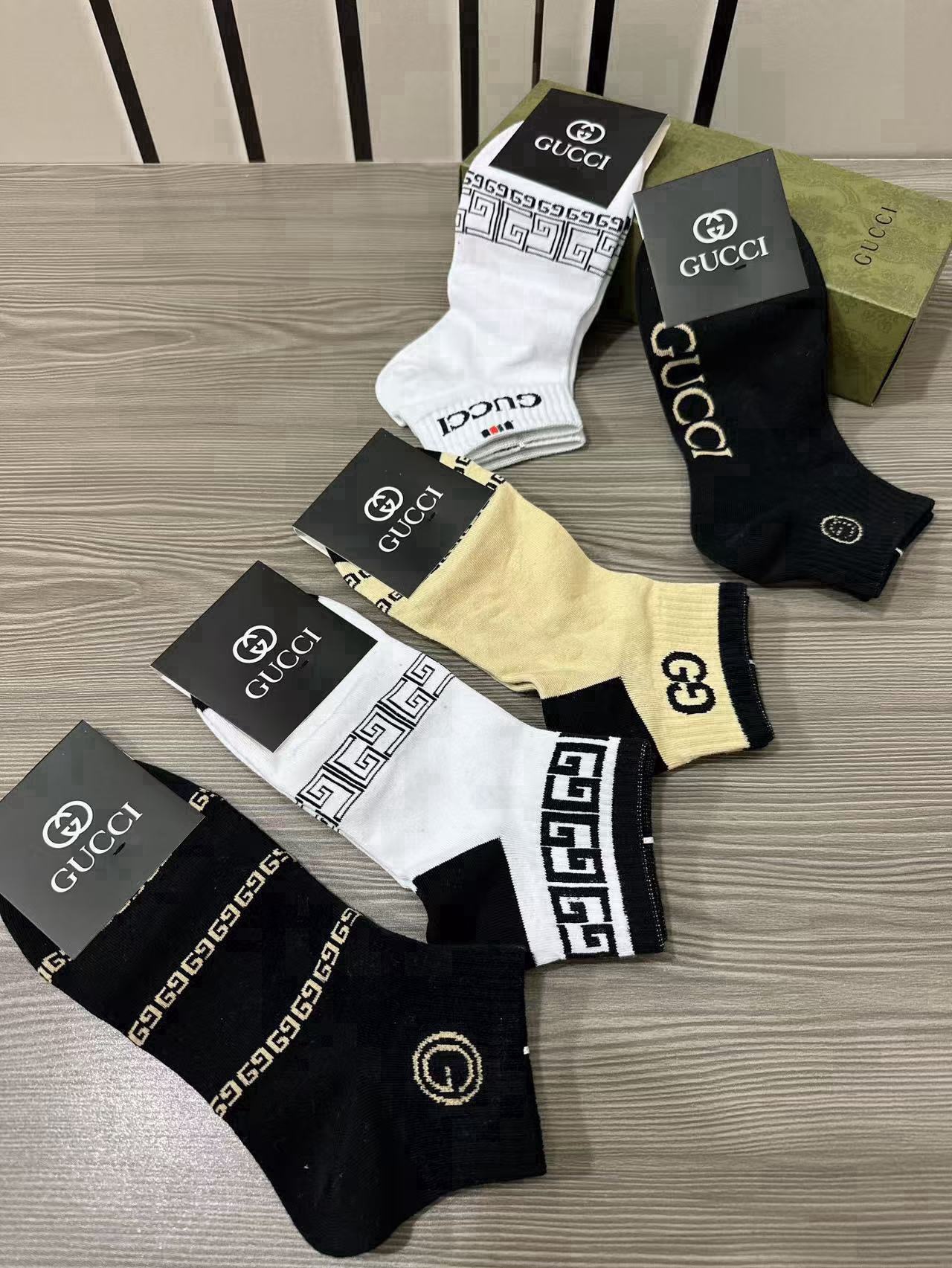 🆕Gucci · 古奇❗️G家新品短袜❗️【一盒五双】提花经典标志，超级nice，实物超漂亮，超火爆小单品，大牌出街，潮
