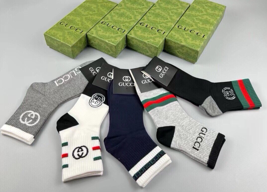 🆕Gucci · 古奇❗️G家新品袜子❗️【一盒五双】提花经典双G标志，超级nice，实物超漂亮，超火爆小单品，大牌出街