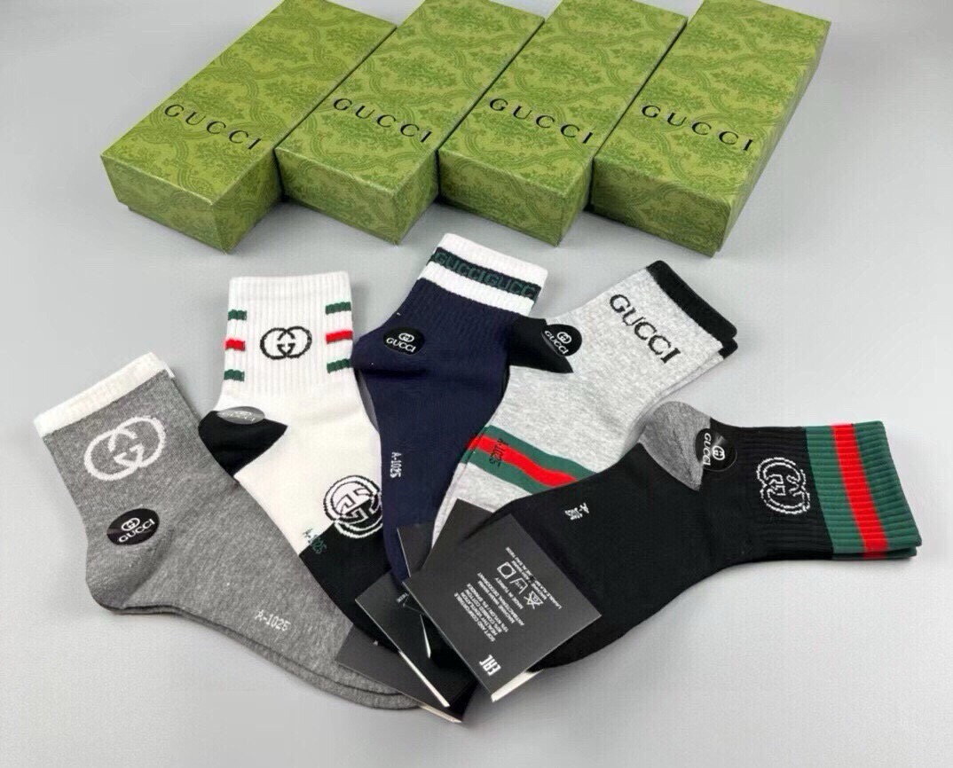 🆕Gucci · 古奇❗️G家新品袜子❗️【一盒五双】提花经典双G标志，超级nice，实物超漂亮，超火爆小单品，大牌出街
