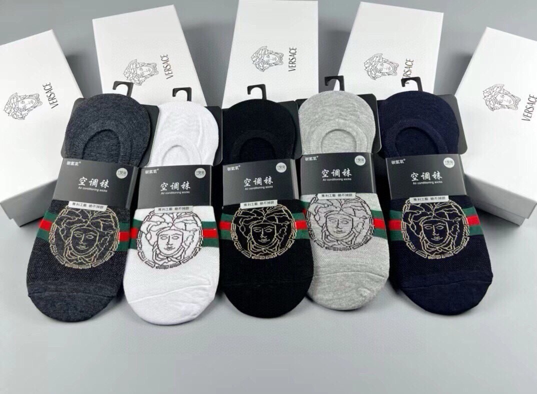🆕Versace · 范思哲❗️新品男款隐形船袜❗️【一盒五双】纯棉材质织造，超柔软舒适，提花经典美人头标志，完全彰显该