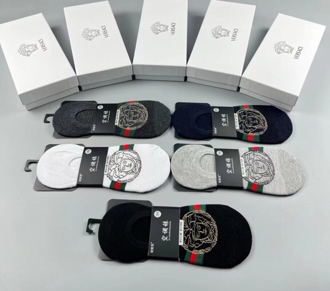 🆕Versace · 范思哲❗️新品男款隐形船袜❗️【一盒五双】纯棉材质织造，超柔软舒适，提花经典美人头标志，完全彰显该