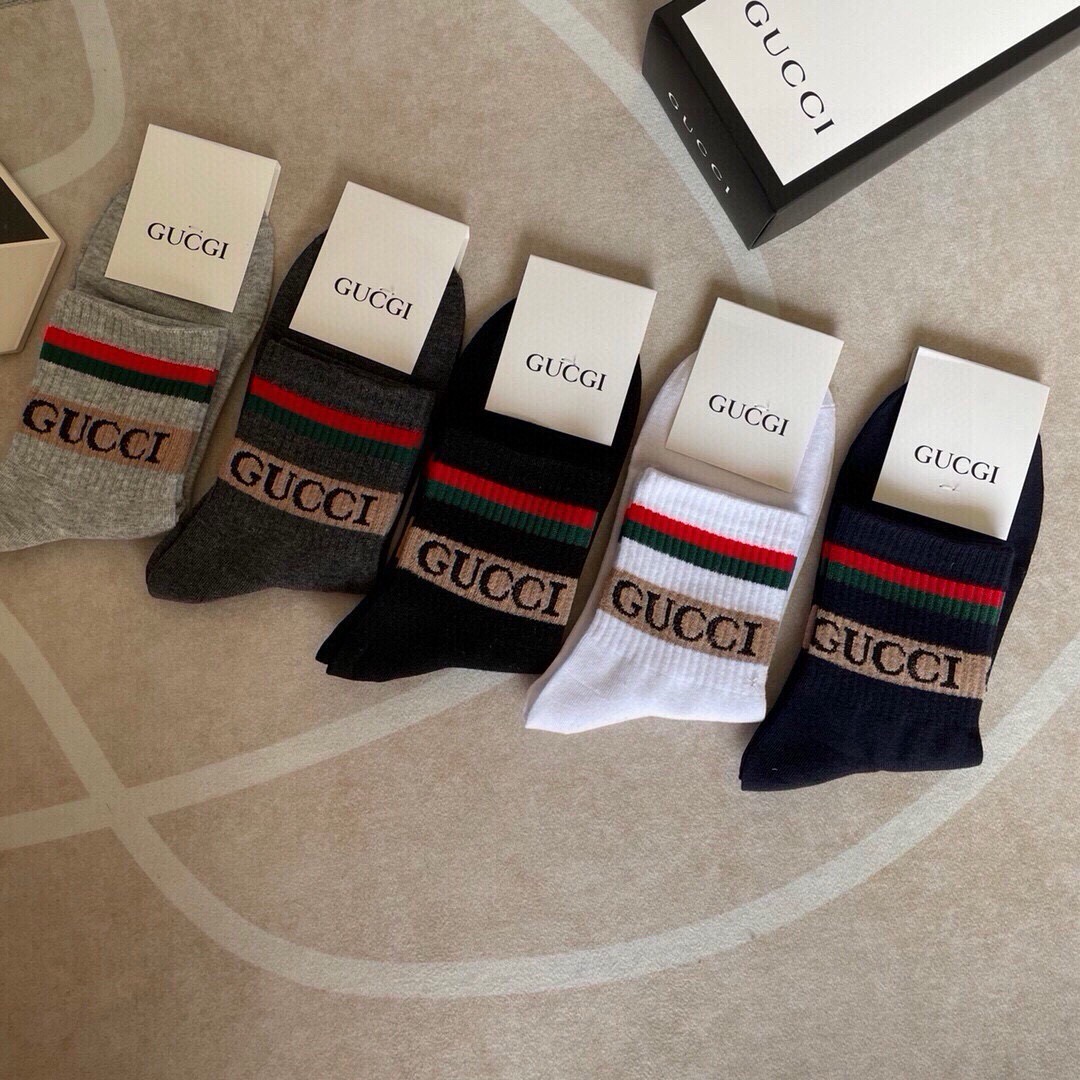🆕Gucci · 古奇❗️大G家新品男款短筒袜子❗️【一盒五双】红绿条搭配品牌全称logo，特显高大上，纯棉材质，透气舒