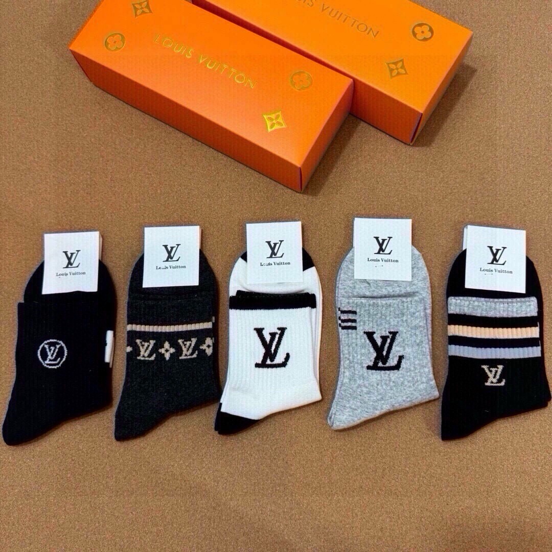 🆕Louis Vuitton · 路易威登❗️驴家新品男款袜子❗️【一盒五双】驴家经典logo，纯棉材质制造，透气舒适，