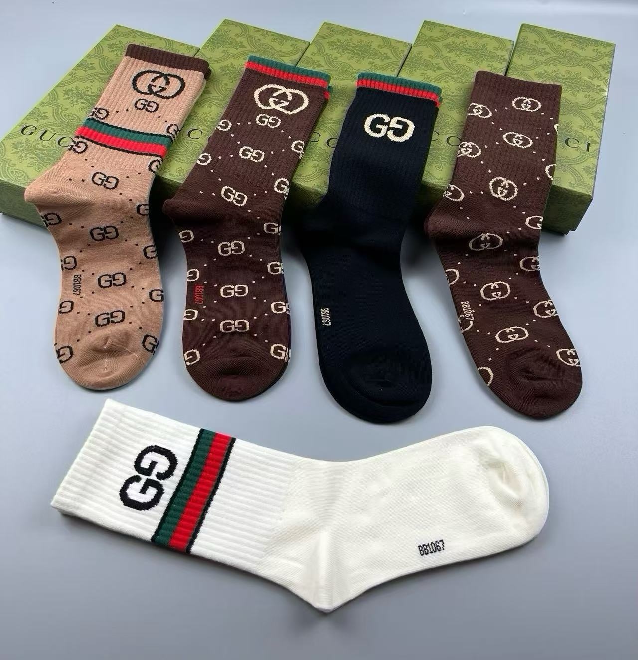 🆕Gucci · 古奇❗️大G家新品高筒袜子❗️【一盒五双】经典双G标志特显高大上，纯棉材质，透气舒适，运动休闲百搭款，