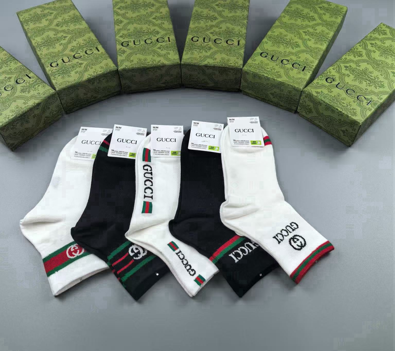 🆕Gucci · 古奇❗️G家新品袜子❗️【一盒五双】提花经典双G标志，超级nice，实物超漂亮，超火爆小单品，大牌出街