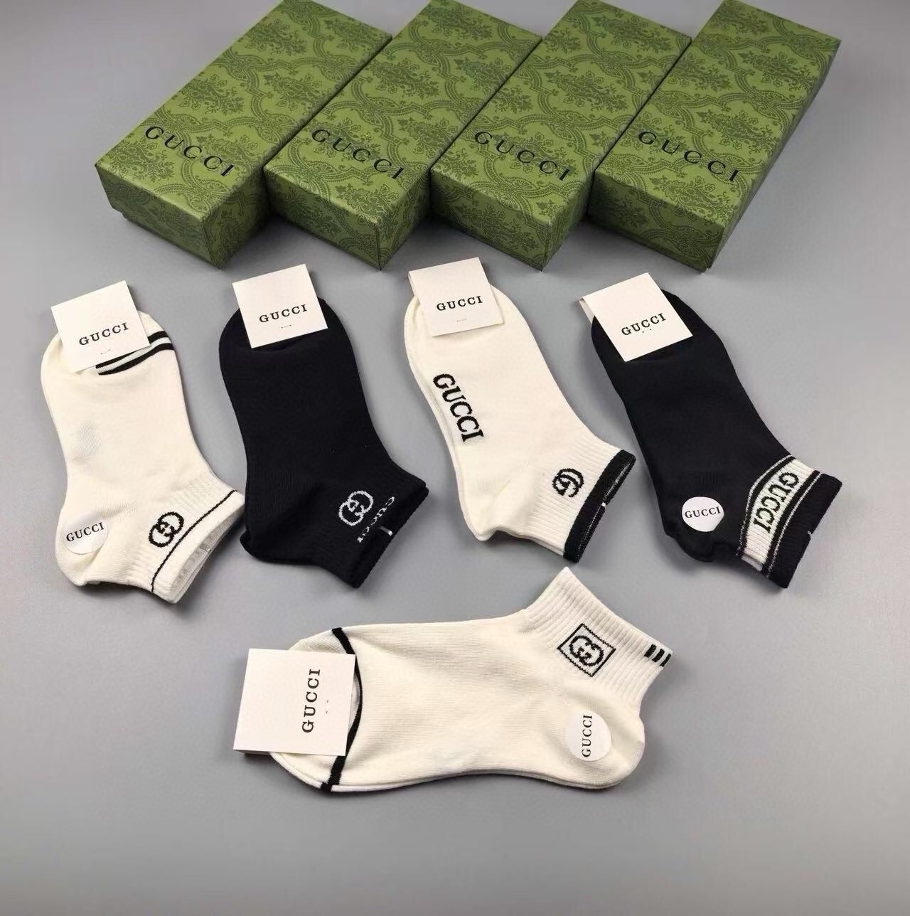 🆕Gucci · 古奇❗️G家新品短袜❗️【一盒五双】提花经典标志，超级nice，实物超漂亮，超火爆小单品，大牌出街，潮