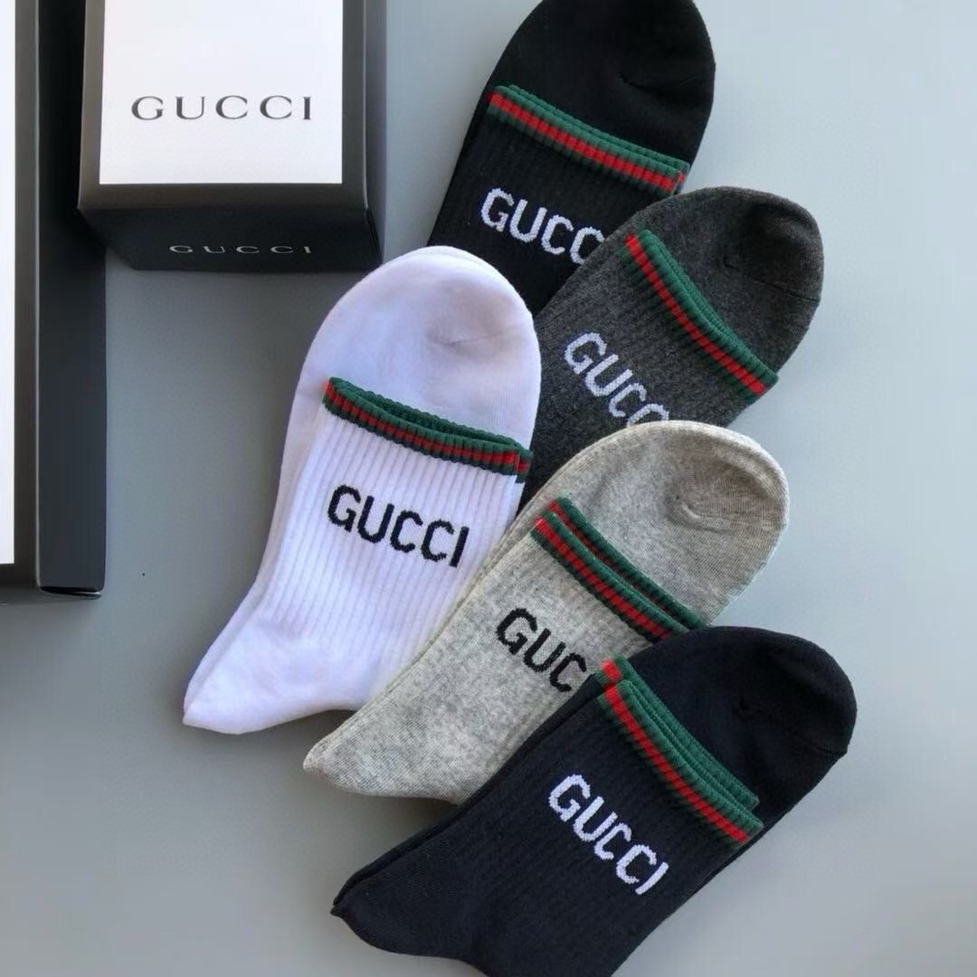 🆕Gucci · 古奇❗️大G家男款袜子❗️【一盒五双】红绿条搭配品牌全称logo，特显高大上，纯棉材质，透气舒适，运动
