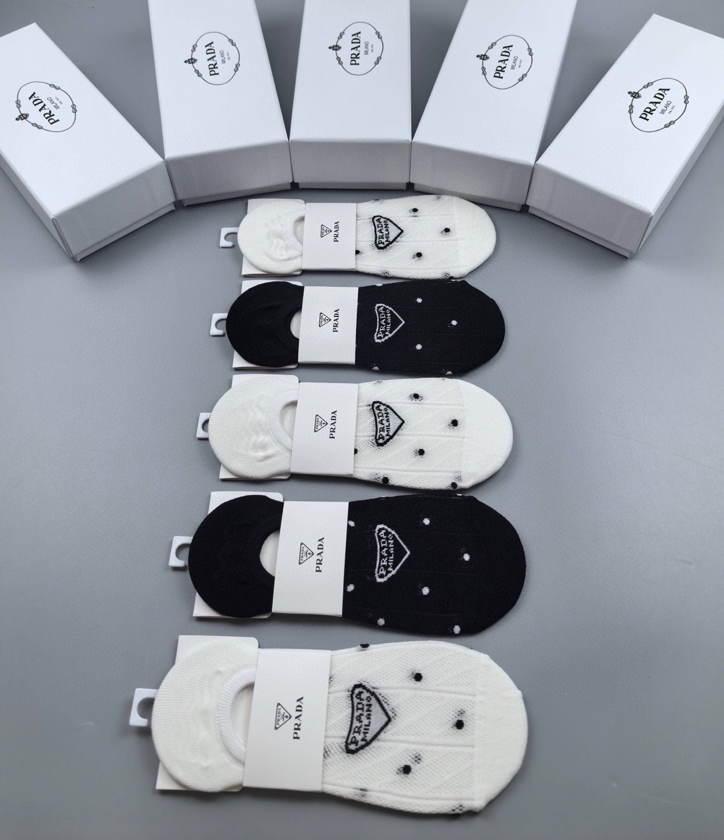 🆕Chanel · 香奈儿❗️小香新品女款隐形袜子❗️【一盒五双】提花经典标志，纯棉材质，超舒适超美腻❗️大牌出街，潮人