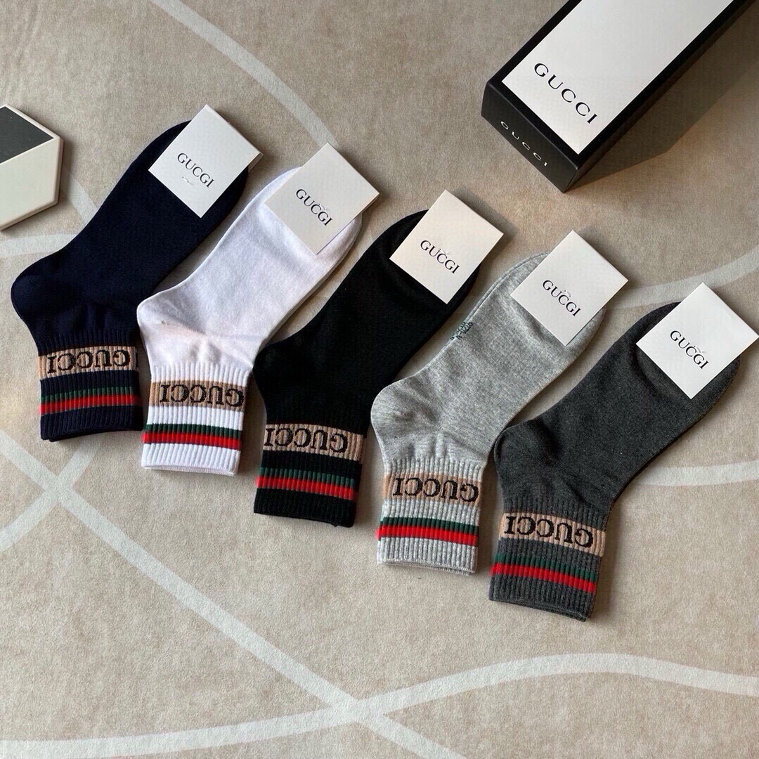🆕Gucci · 古奇❗️大G家新品男款短筒袜子❗️【一盒五双】红绿条搭配品牌全称logo，特显高大上，纯棉材质，透气舒