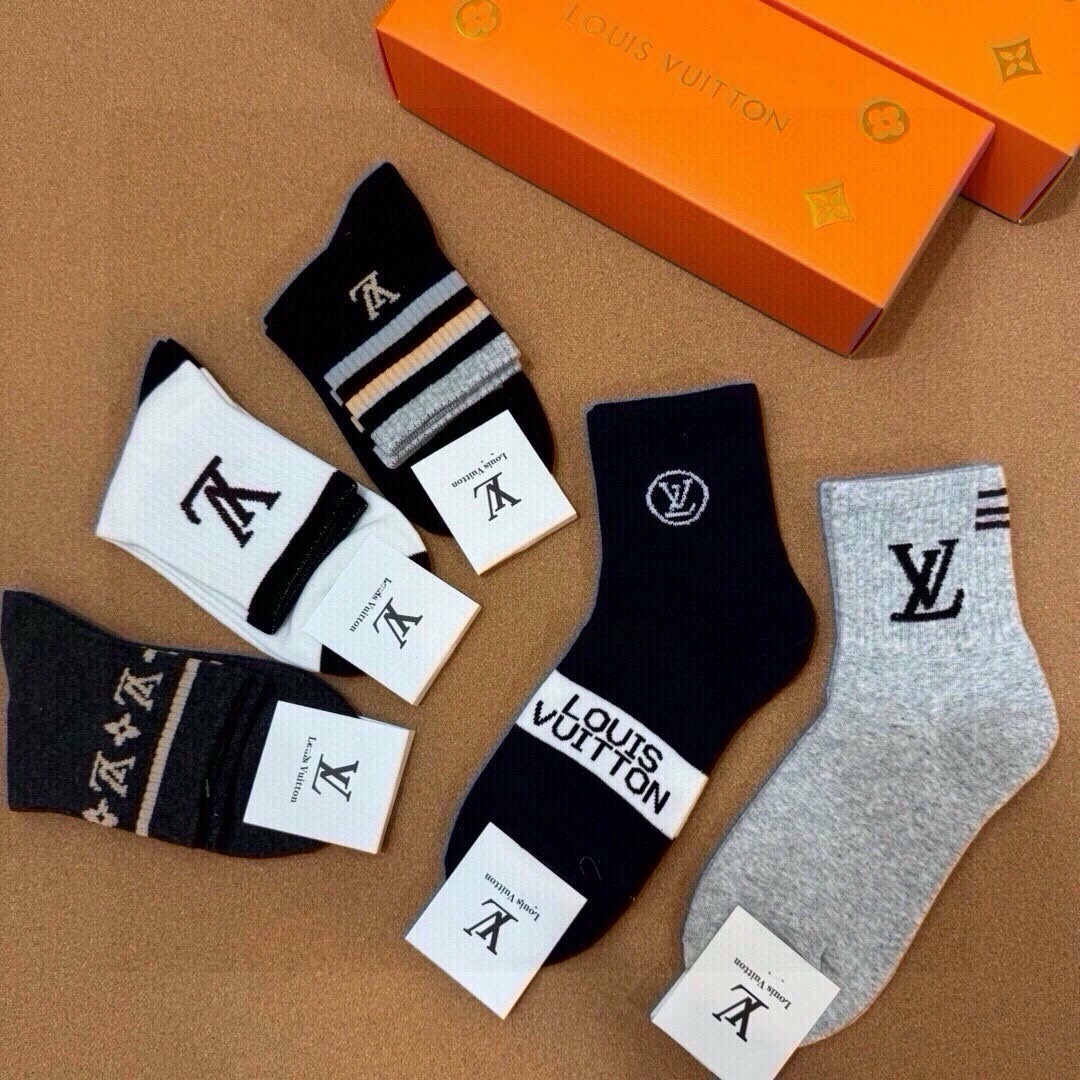 🆕Louis Vuitton · 路易威登❗️驴家新品男款袜子❗️【一盒五双】驴家经典logo，纯棉材质制造，透气舒适，