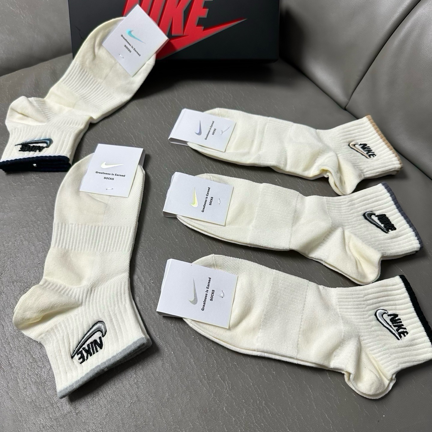 🆕【☑️NIKE · 耐克】❗️JUST DOIT. ☑️logo超级nice❗️火爆全网，绝对是你这个春夏的搭配神器❗