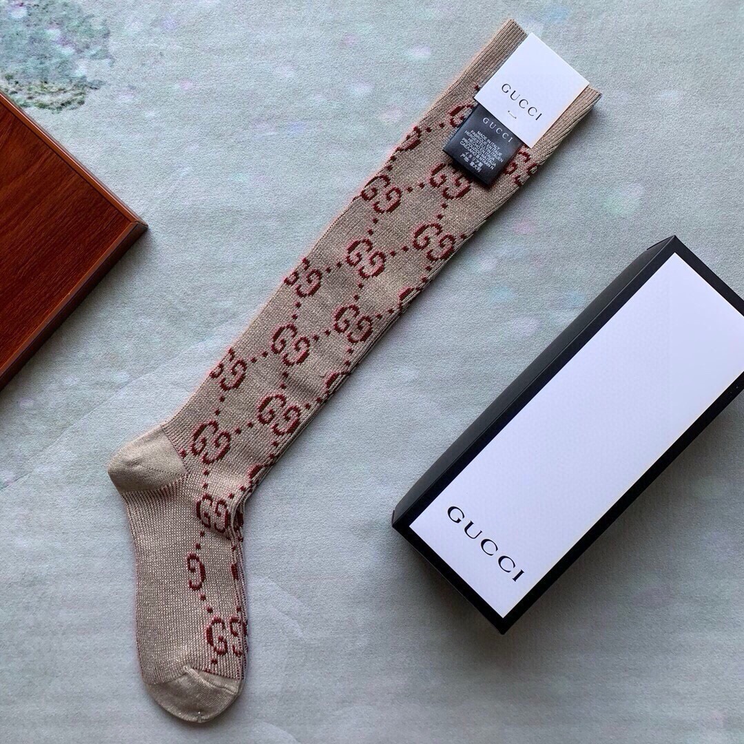 🆕Gucci · 古奇❗️G家经典长款小腿袜❗️【一盒一双】G家专柜一直在售的经典款，外贸订单全品相尾货❗️双针双路纯棉