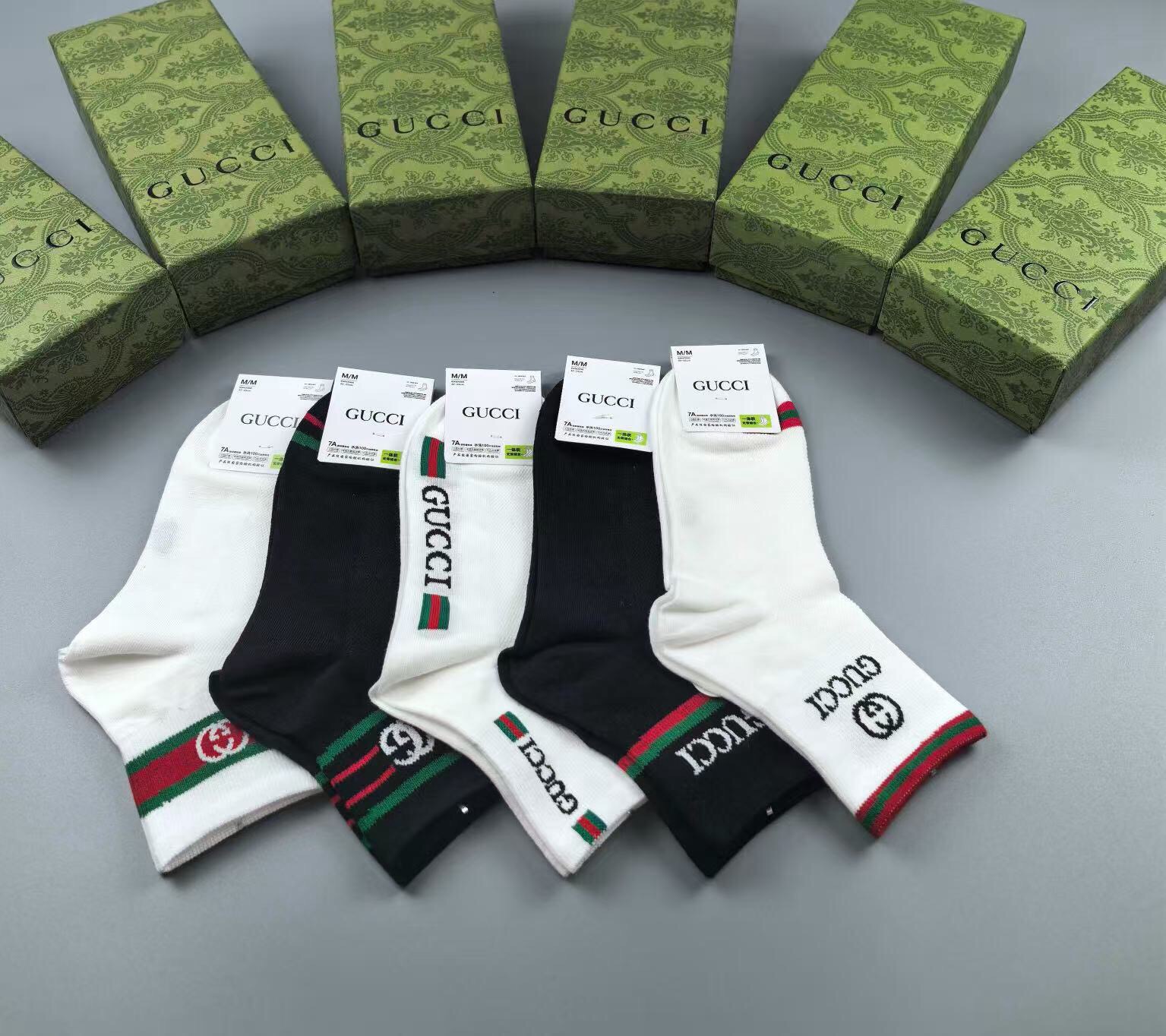 🆕Gucci · 古奇❗️G家新品袜子❗️【一盒五双】提花经典双G标志，超级nice，实物超漂亮，超火爆小单品，大牌出街