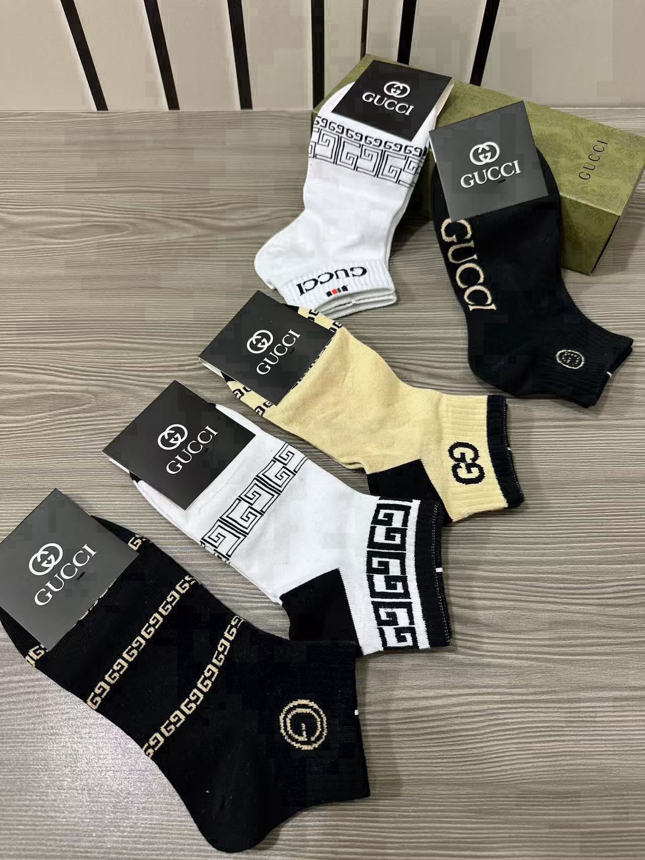 🆕Gucci · 古奇❗️G家新品短袜❗️【一盒五双】提花经典标志，超级nice，实物超漂亮，超火爆小单品，大牌出街，潮