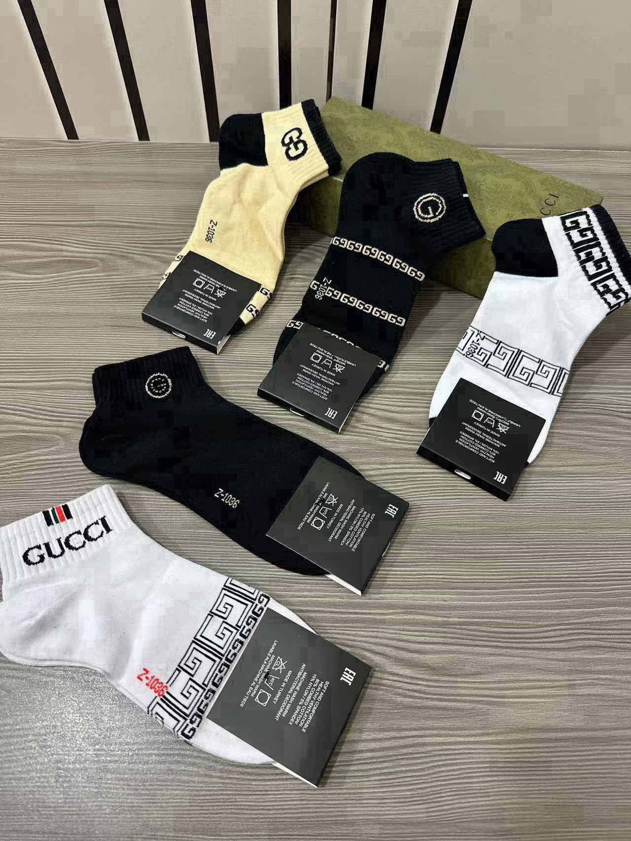 🆕Gucci · 古奇❗️G家新品短袜❗️【一盒五双】提花经典标志，超级nice，实物超漂亮，超火爆小单品，大牌出街，潮