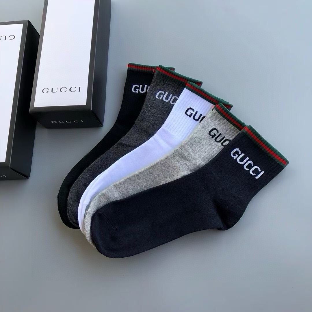 🆕Gucci · 古奇❗️大G家男款袜子❗️【一盒五双】红绿条搭配品牌全称logo，特显高大上，纯棉材质，透气舒适，运动
