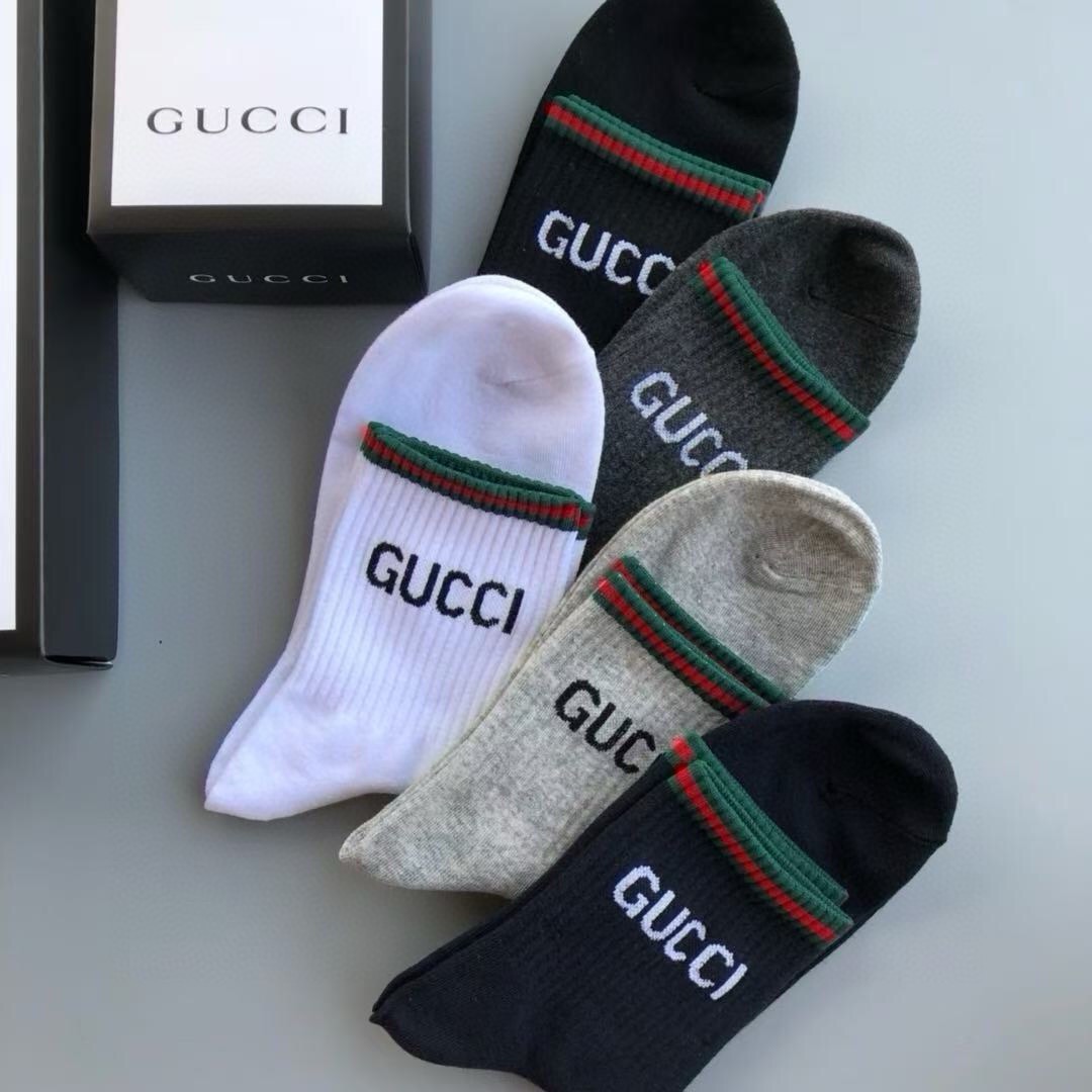 🆕Gucci · 古奇❗️大G家男款袜子❗️【一盒五双】红绿条搭配品牌全称logo，特显高大上，纯棉材质，透气舒适，运动