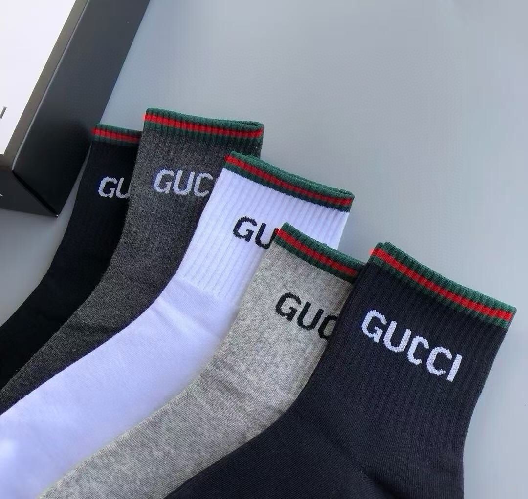 🆕Gucci · 古奇❗️大G家男款袜子❗️【一盒五双】红绿条搭配品牌全称logo，特显高大上，纯棉材质，透气舒适，运动