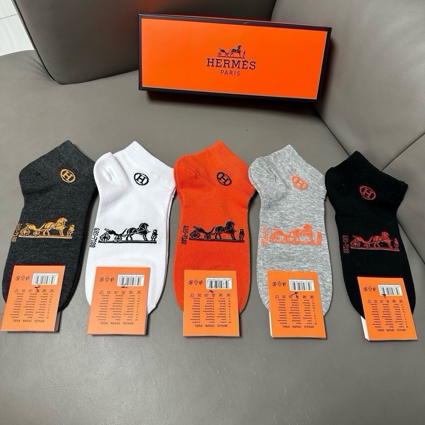 🆕Hermes · 爱马仕❗️大H新品男款春夏款袜子❗️【一盒五双】提花经典H家标志，纯棉材质制造，透气舒适，超级nic