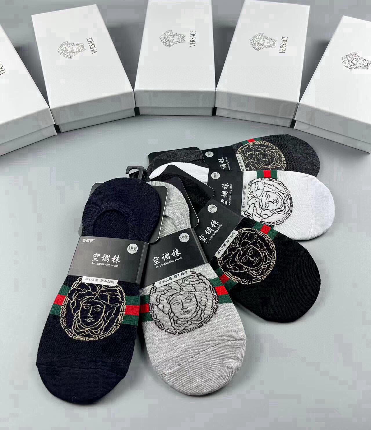 🆕Versace · 范思哲❗️新品男款隐形船袜❗️【一盒五双】纯棉材质织造，超柔软舒适，提花经典美人头标志，完全彰显该
