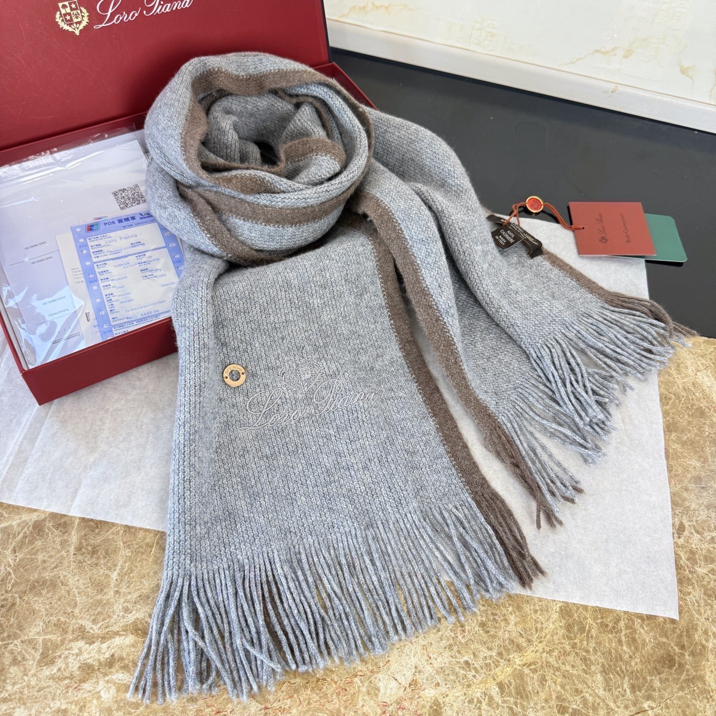 🆕Loro Piana · 诺悠翩雅秋冬新品羊绒针织围巾！出口尾单，客供顶级纱线！这款织法比较难，又很费纱线，工艺难度非